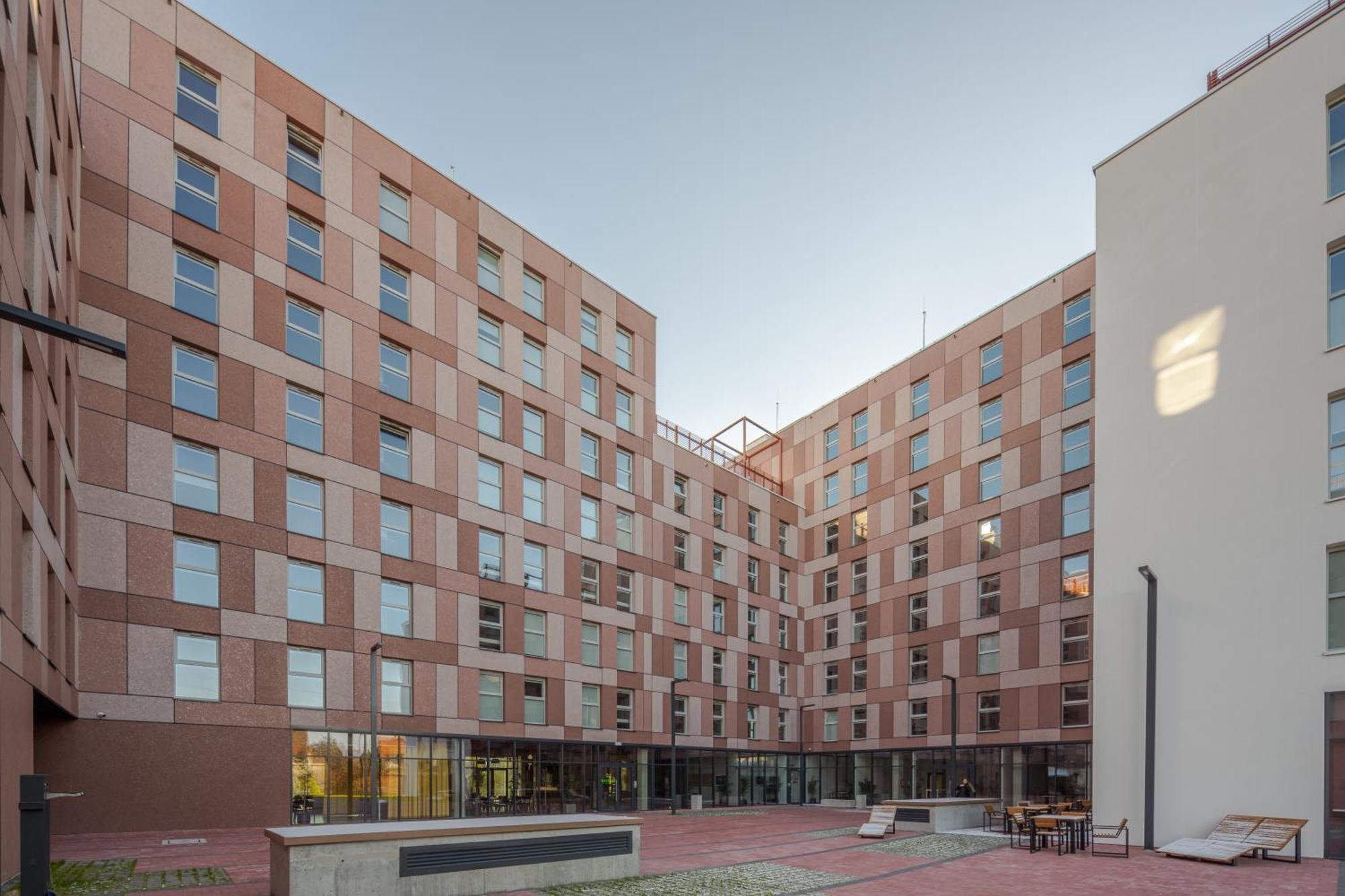 Milestone Wroclaw Fabryczna By Tribera — Photos 1